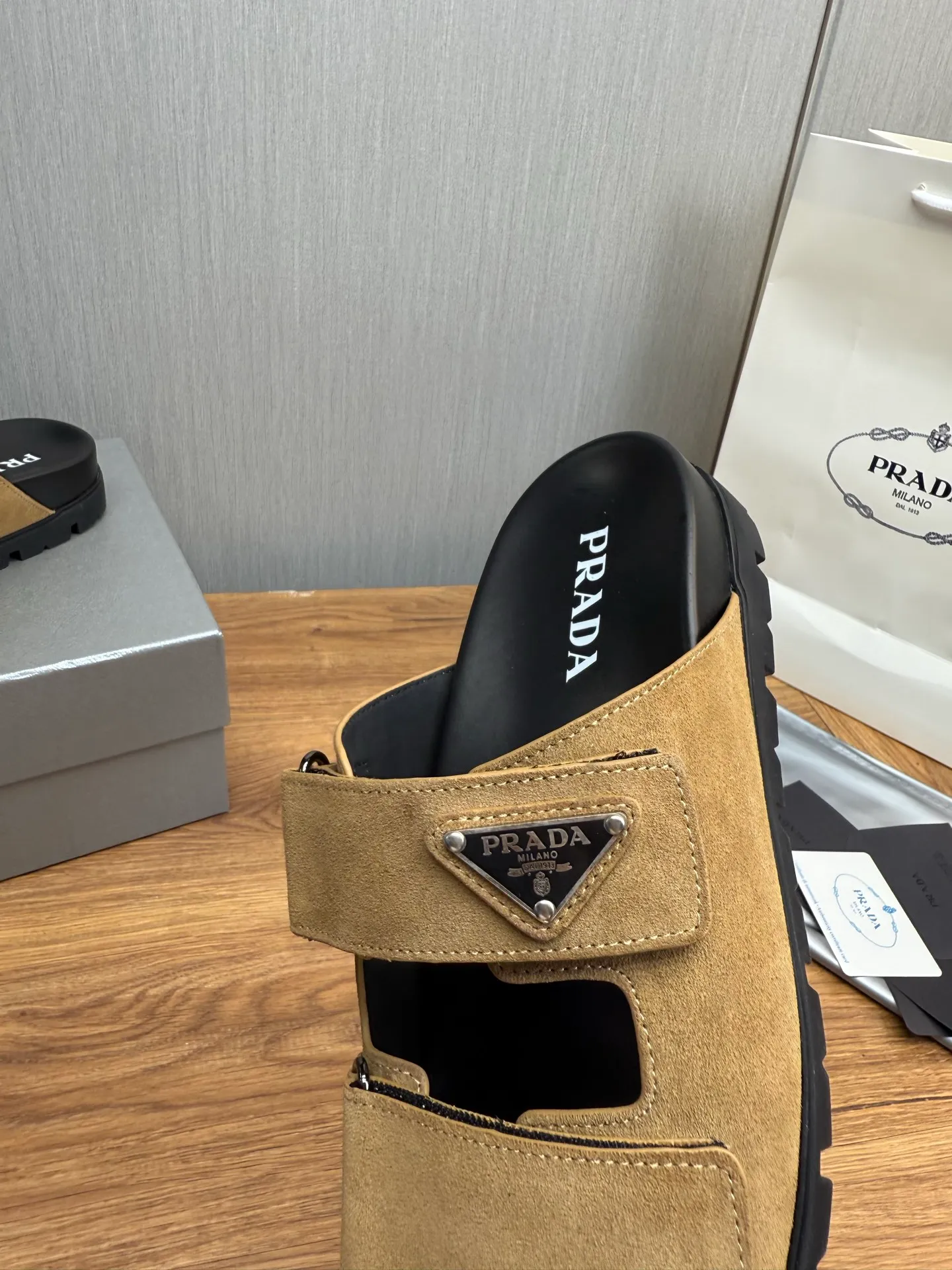 Men's shoes 💰440💰 ＰＲＡＤＡPrada - popular men's slippers hot sale 🔥 🩴Official website one to one production 38-45 sizes 45 46 🉑️Customized!